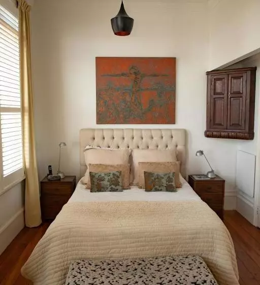 تختخواب و صبحانه Villa Victoria   Nelson