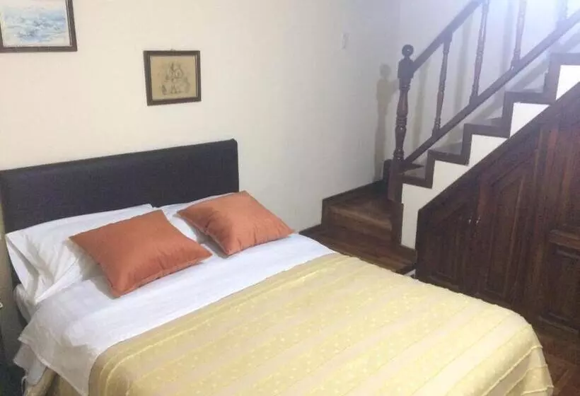 Aamiaismajoitus (B&B) Casa Vista Hermosa