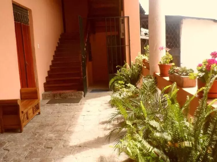 Aamiaismajoitus (B&B) Casa Vista Hermosa