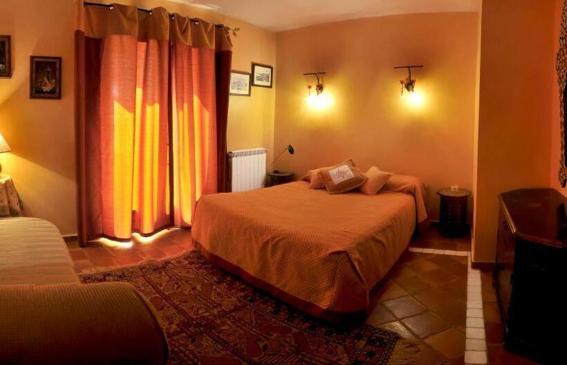 مبيت وإفطار Mas De La Montille