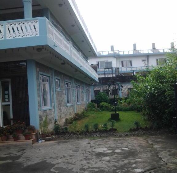 تختخواب و صبحانه New United