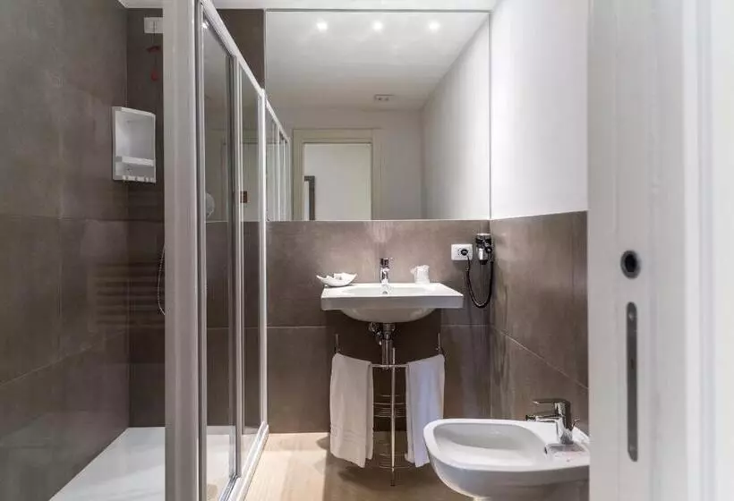 هتل Guesthouse Verona