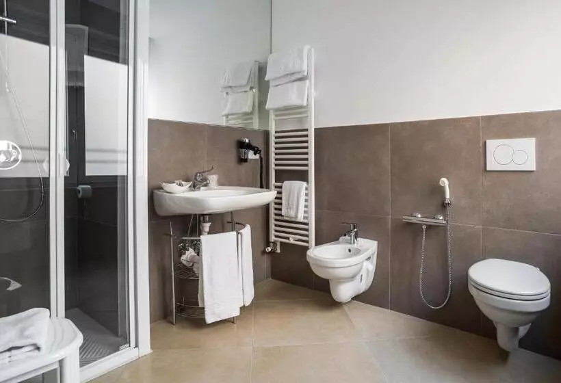 هتل Guesthouse Verona