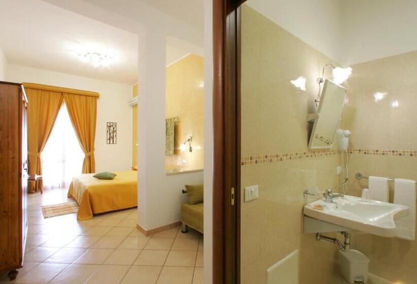 فندق H  Rooms La Darsena