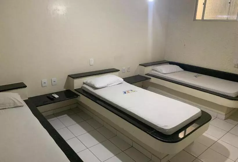 ホテル Piramide St. Antonio De Jesus