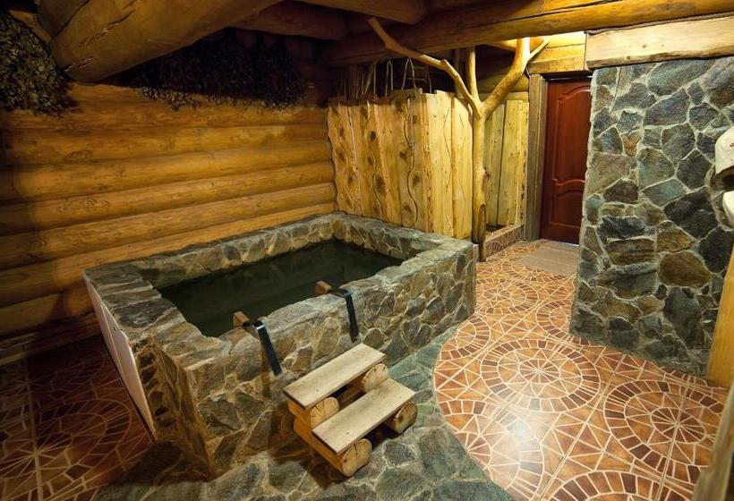 هتل Praha Wood House