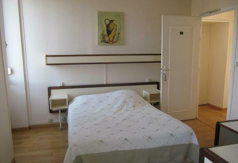 هتل Pub Vauban Terreaux