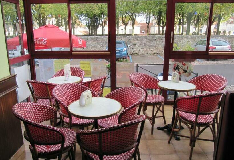 هتل Pub Vauban Terreaux