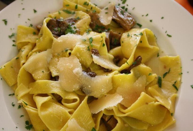 Отель Ristorante Il Pino