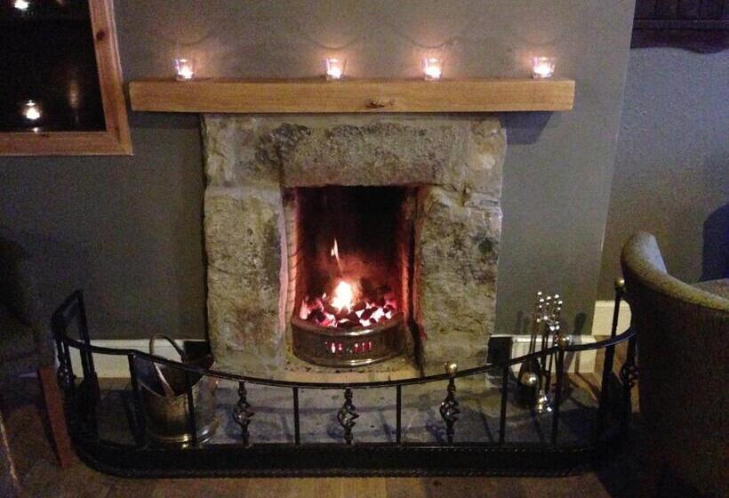 ホテル The Ferry Boat Inn