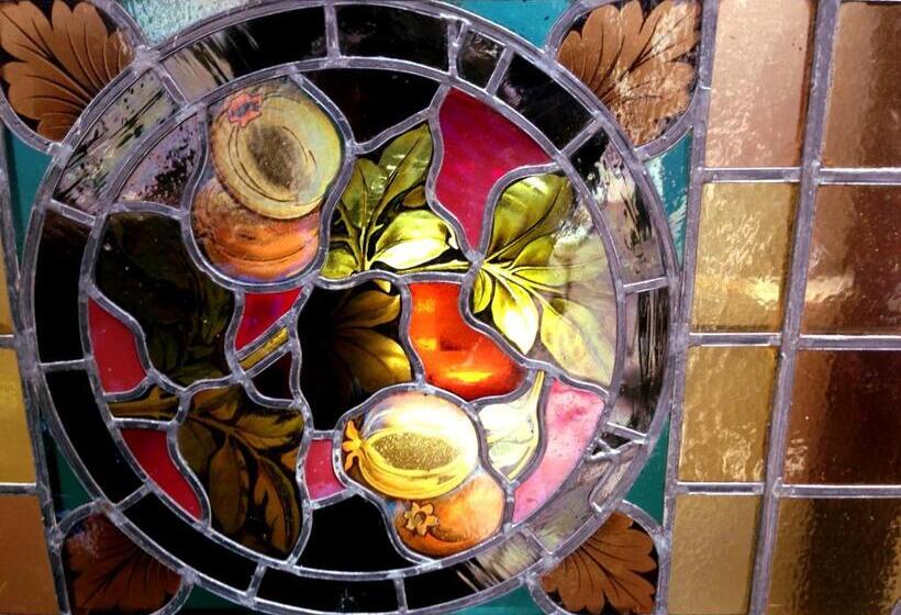 ホテル The Ferry Boat Inn