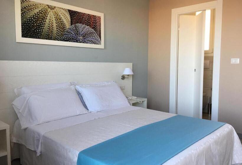 Le Anfore Hotel   Lampedusa