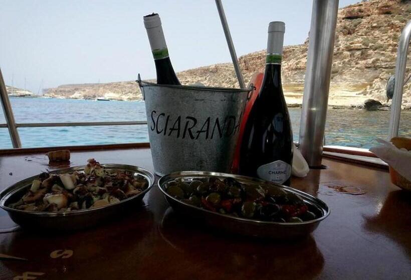 Le Anfore Hotel   Lampedusa