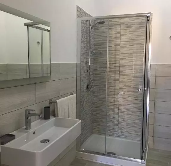 Le Anfore Hotel   Lampedusa