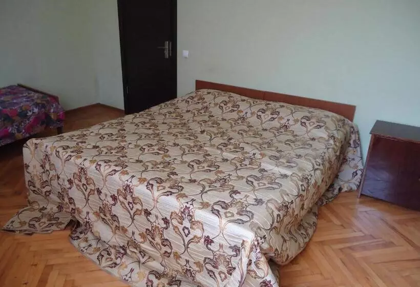 پانسیون Guest House Lviv грузия