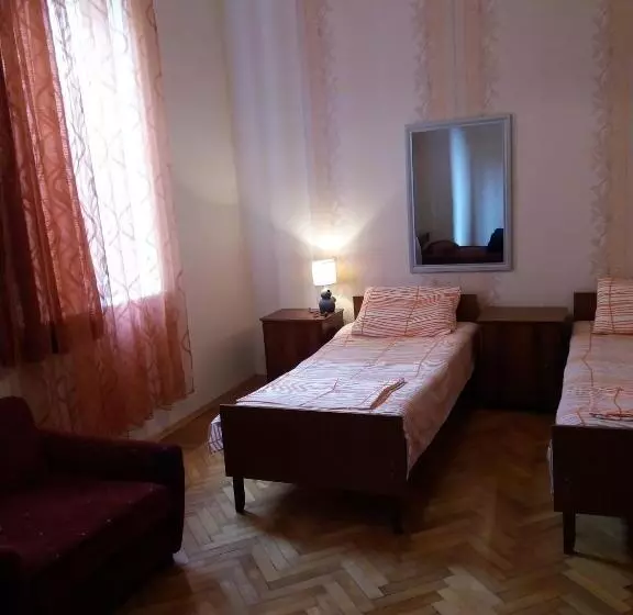 پانسیون Guest House Lviv грузия