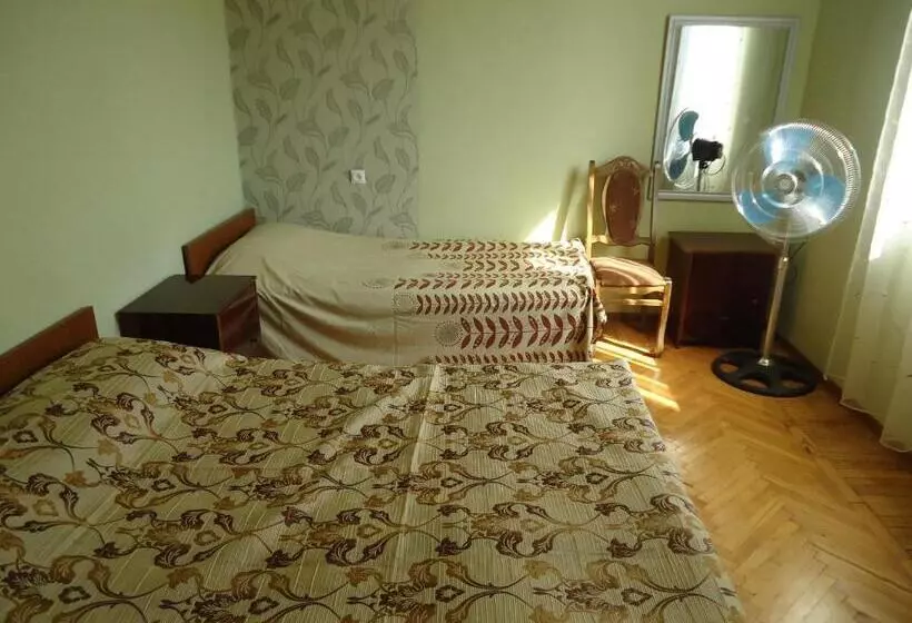 پانسیون Guest House Lviv грузия