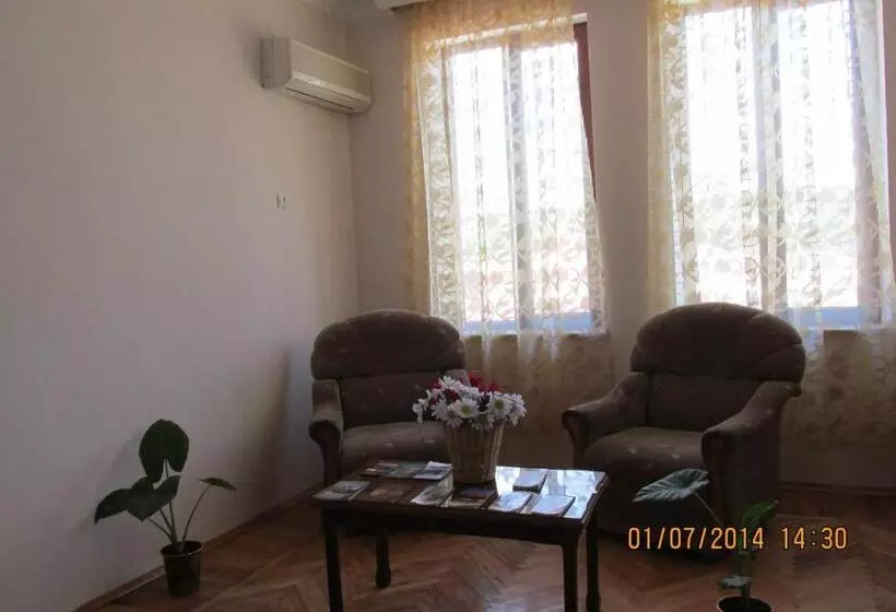 پانسیون Guest House Lviv грузия