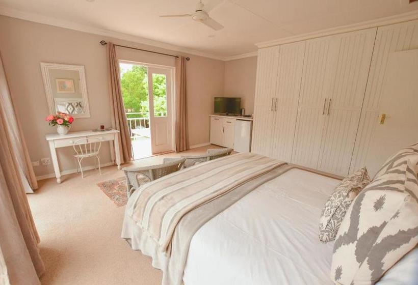 פנסיון Millpond House