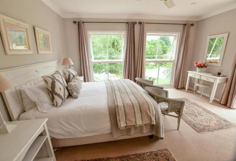 פנסיון Millpond House