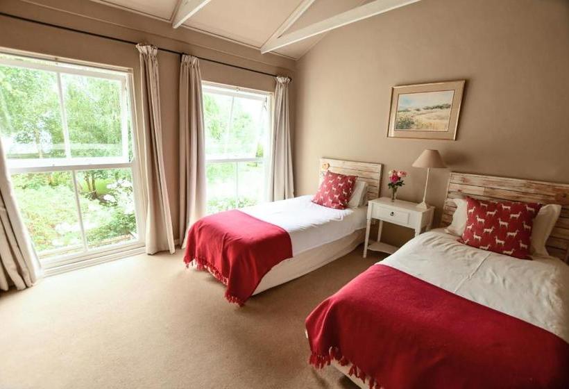 פנסיון Millpond House