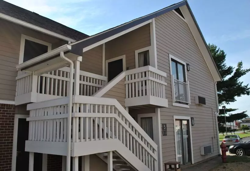 Best Western Fishkill Inn & Suites