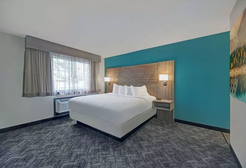 Best Western Fishkill Inn & Suites