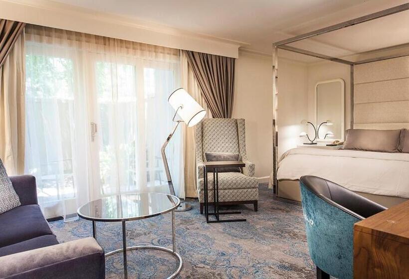 Отель Amarano Burbankhollywood