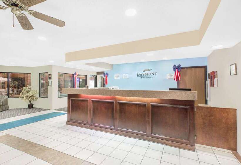 בית מלון כפרי Baymont By Wyndham Boone