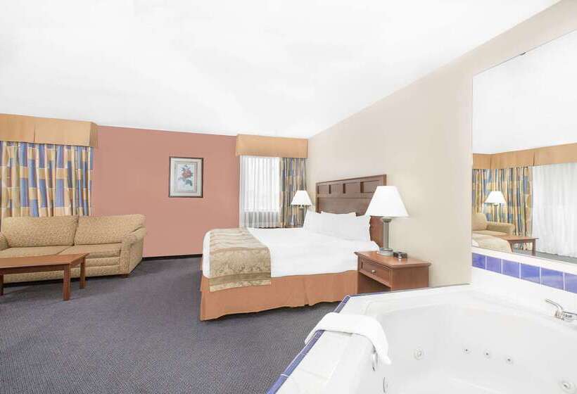 בית מלון כפרי Baymont By Wyndham Boone