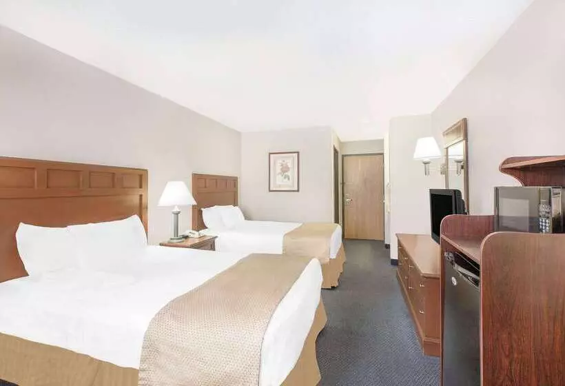 Отель Baymont By Wyndham Boone