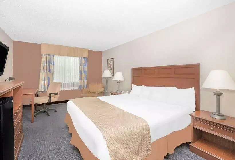 Отель Baymont By Wyndham Boone