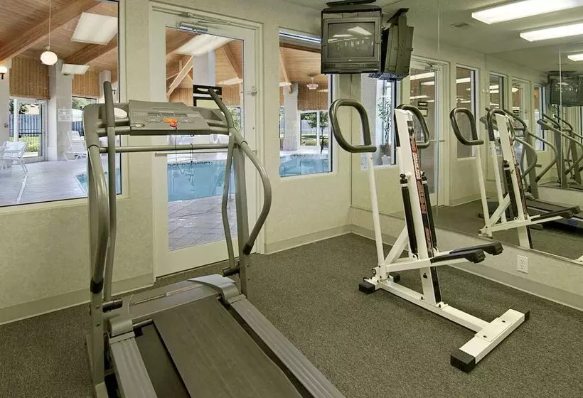 酒店 Baymont By Wyndham Dowagiac