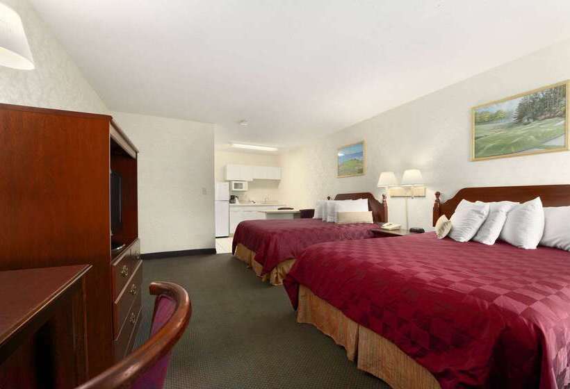 هتل Days Inn By Wyndham Augusta / Fort Eisenhower