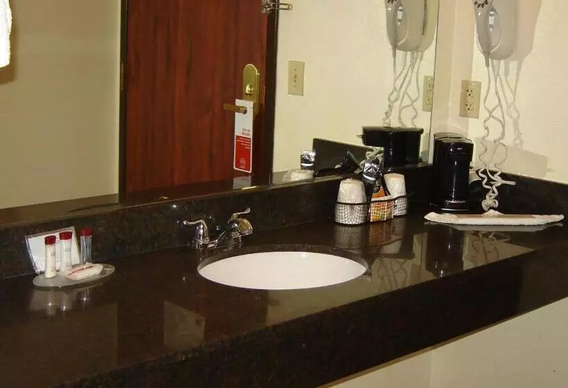 酒店 Days Inn By Wyndham Phenix City Near Fort Moore