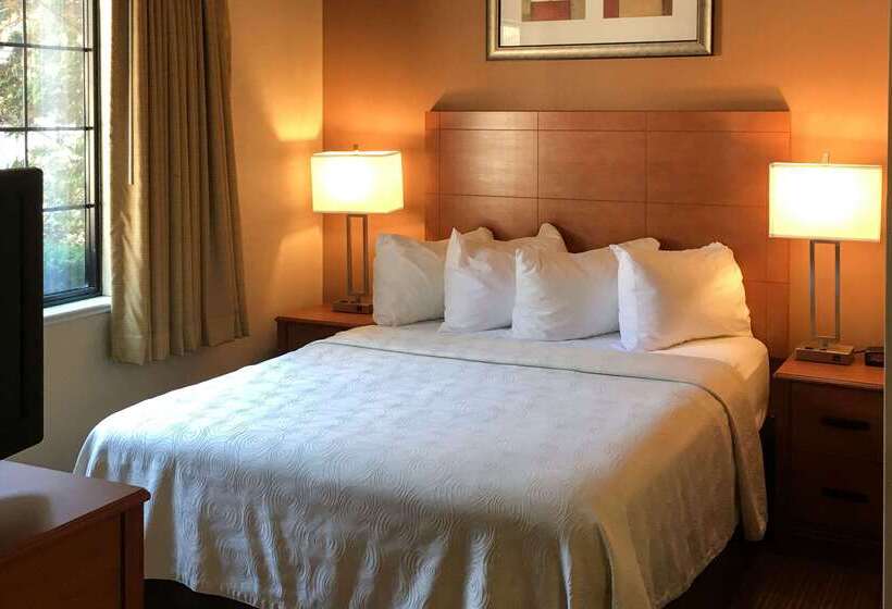 Отель Extended Stay America Suites  Lancaster County