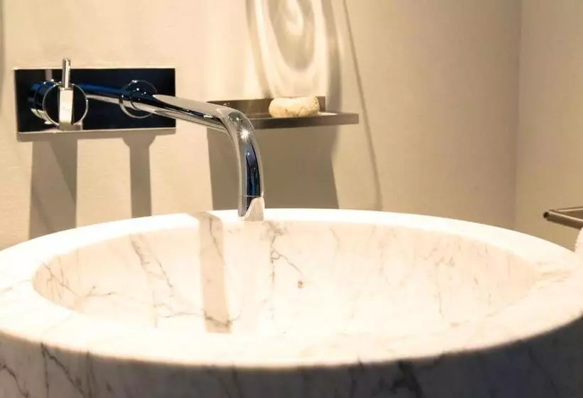 ホテル Marina Lachen