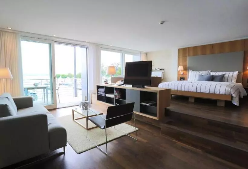 ホテル Marina Lachen