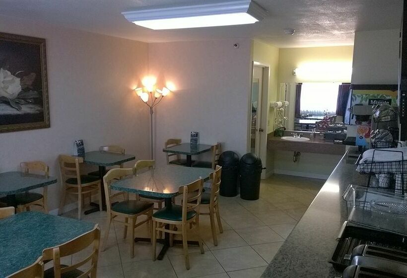 ホテル Econo Lodge