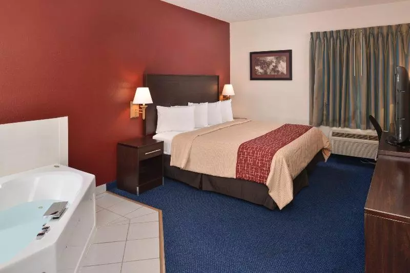 호텔 Red Roof Inn Clyde