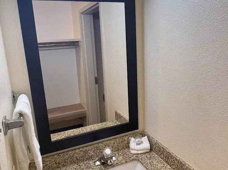 호텔 Red Roof Inn Clyde