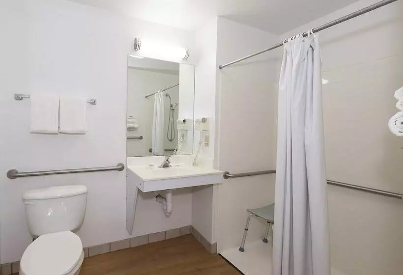 בית מלון כפרי Red Roof Inn Columbus  Hebron