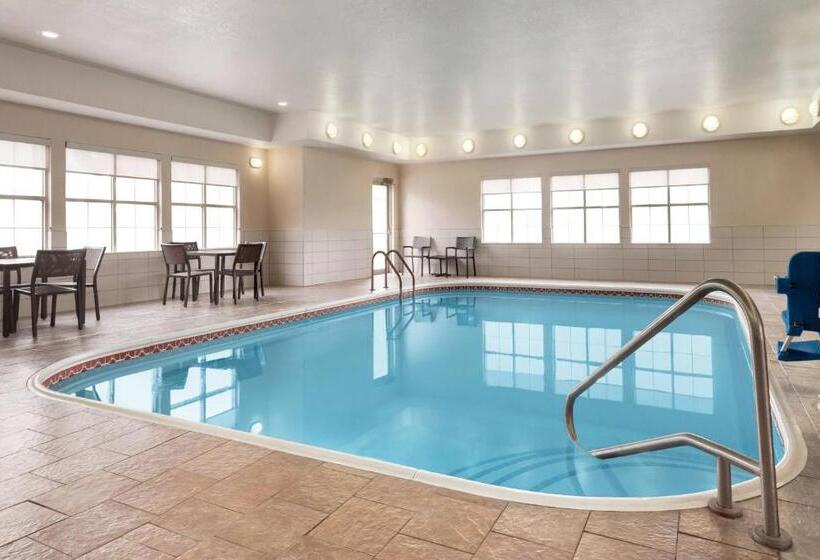 Отель Residence Inn Kansas City Independence