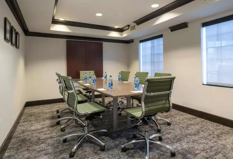 ホテル Staybridge Suites Columbus Dublin, An Ihg