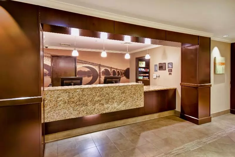 هتل Staybridge Suites Middleton/madison West, An Ihg