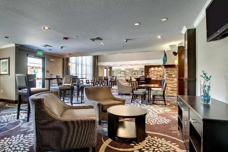 هتل Staybridge Suites Middleton/madison West, An Ihg