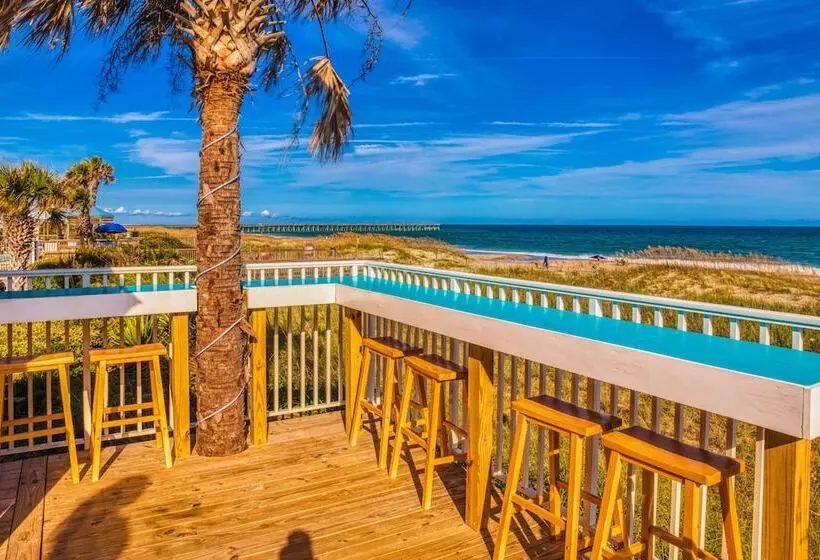 호텔 The Islander Inn