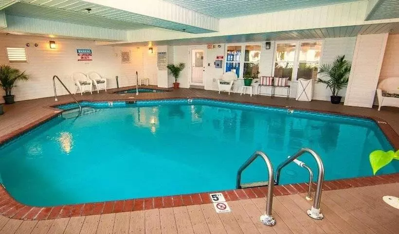 호텔 The Islander Inn