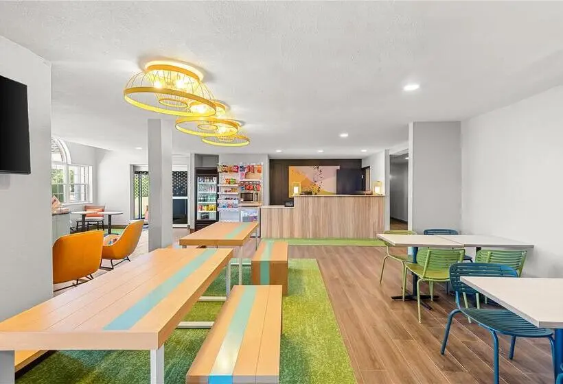 Microtel Inn And Suites By Wyndham Appleton