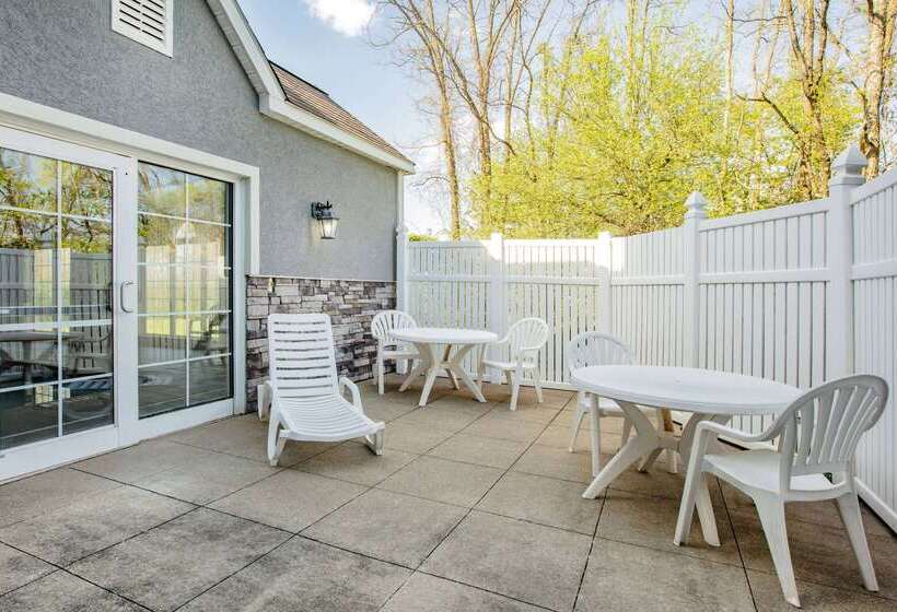 Microtel Inn By Wyndham Beckley